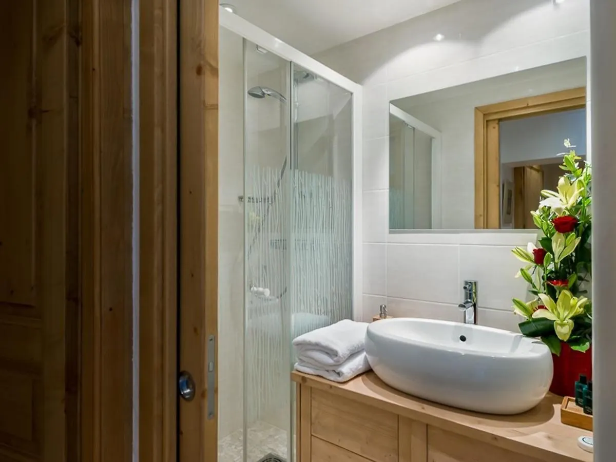Appartement Savoyard A Courchevel 1850 Avec Wifi - Fr-1-575-162 Apartment